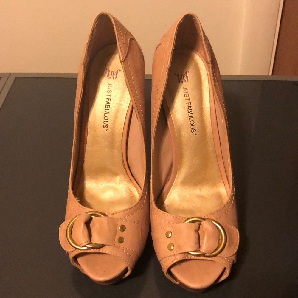 Just Fabulous Nude heels!!!